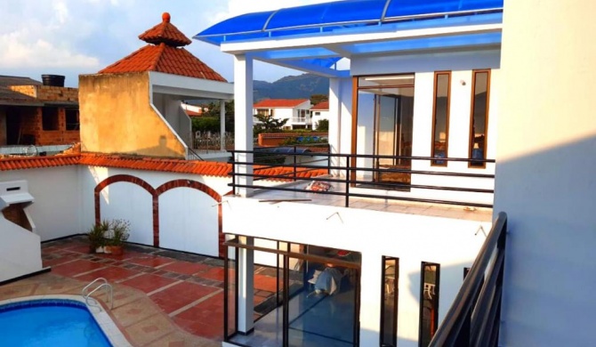 Casa con Jacuzzi y Piscina Privada Anapoima