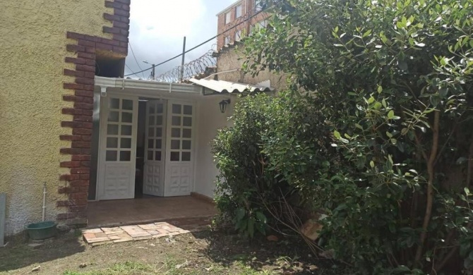 Apartamento Campestre, en las afueras de la ciudad.