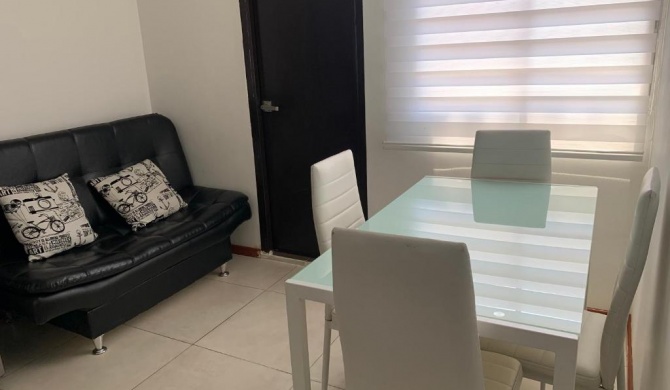 Apartamento cerca del CC Titan Plaza