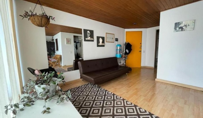 Apartamento con balcón Javeriana