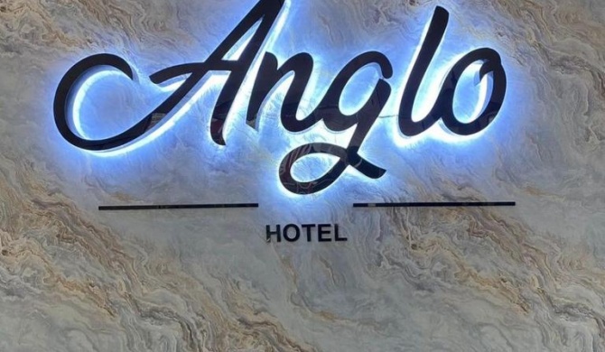 Hotel Anglo