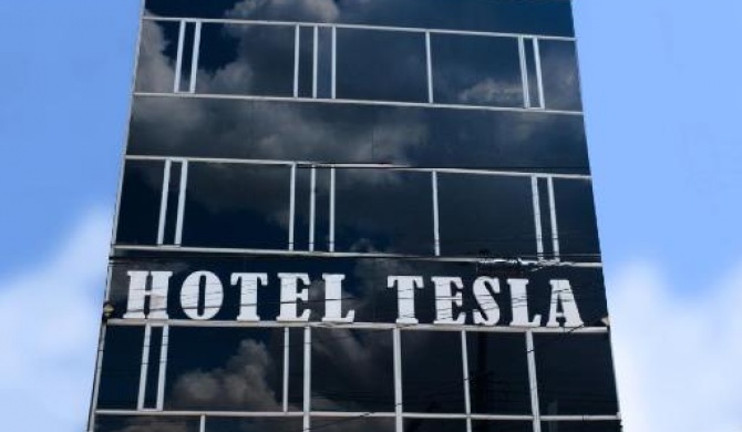 Hotel Tesla