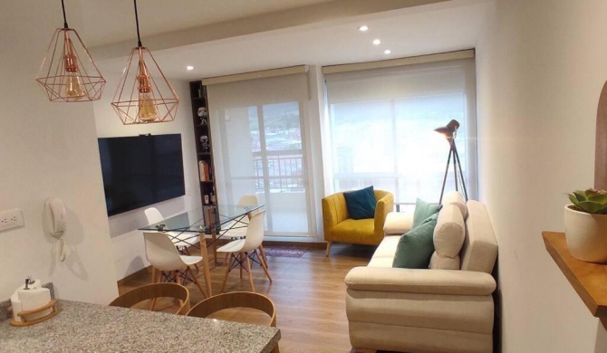 Hermoso apartamento nuevo con vista al cerro