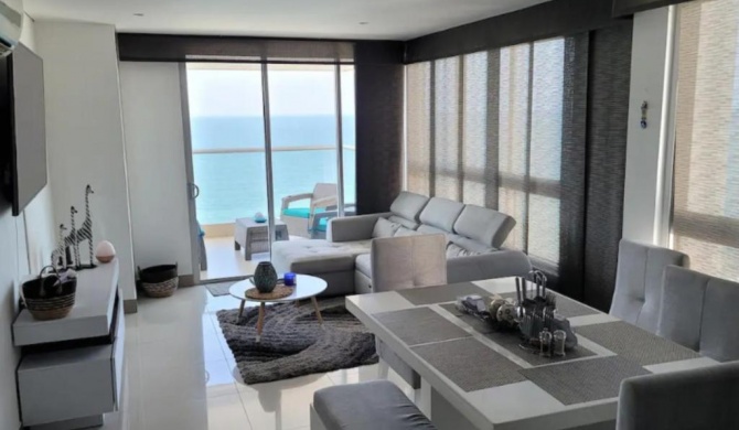 Apartamento con Vista al Mar en Bocagrande Cartagena