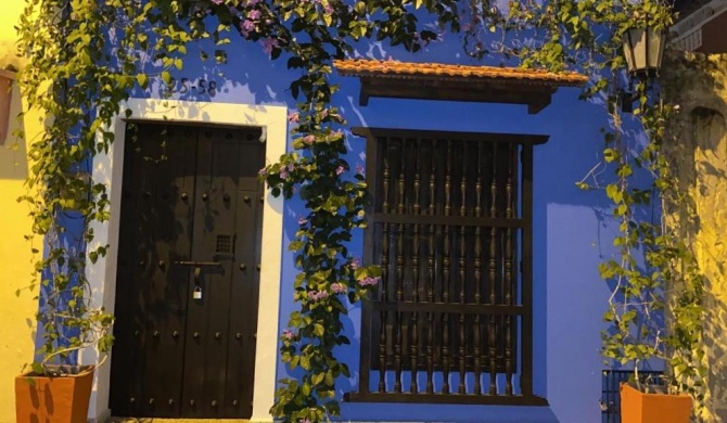 Casa Familiar - María de las Palmas -Getsemani