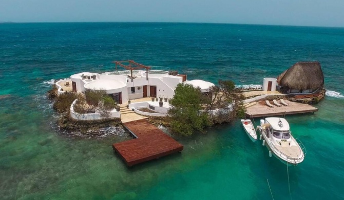 Luxury VIP Island in Cartagena