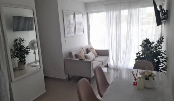 Hermoso apartamento cerca del mar!