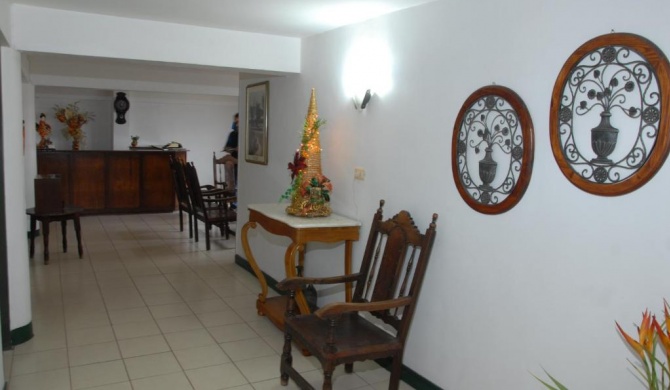 Hotel Tiumara Cartago