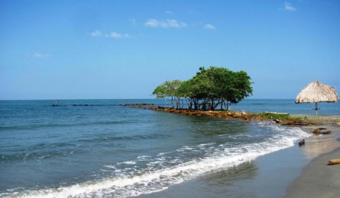 Cabaña Coveñas Punta Bolivar