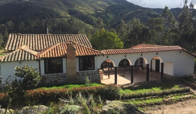 La Casona Cucaita. Sede Campestre