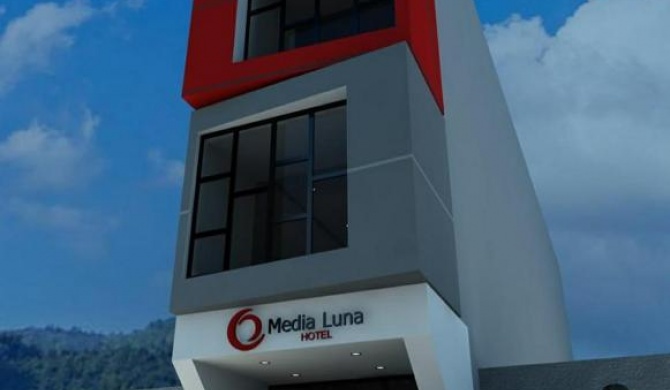 Hotel Media Luna