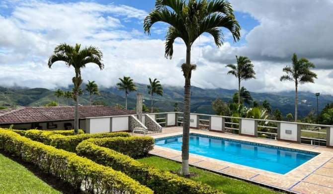 Gorgeous luxury vacation home, El Carmelo.