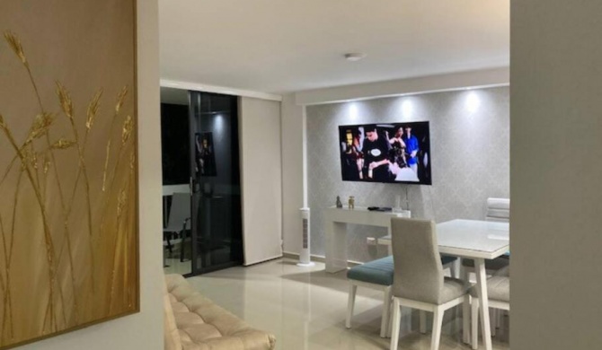 Hermoso Apartamento en el Rodadero, a tan sólo una cuadra de la playa!