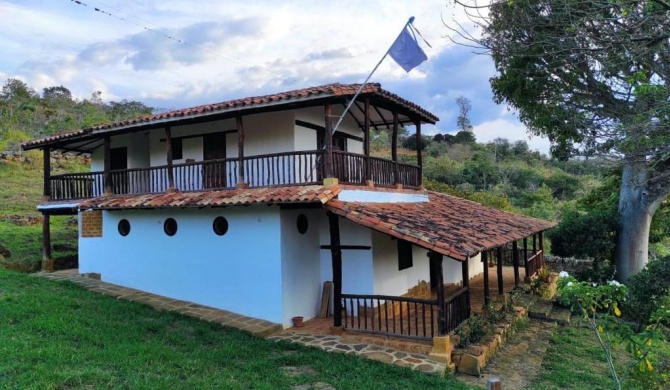 Casa Ceiba de Mirabel-Barichara