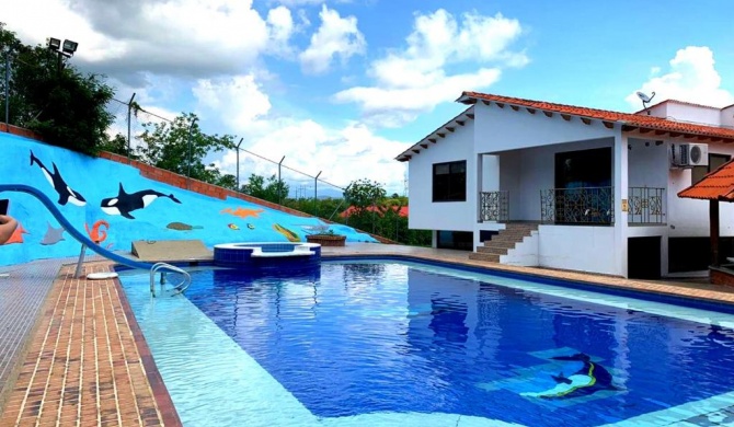 Finca con Piscina Privada Girardot