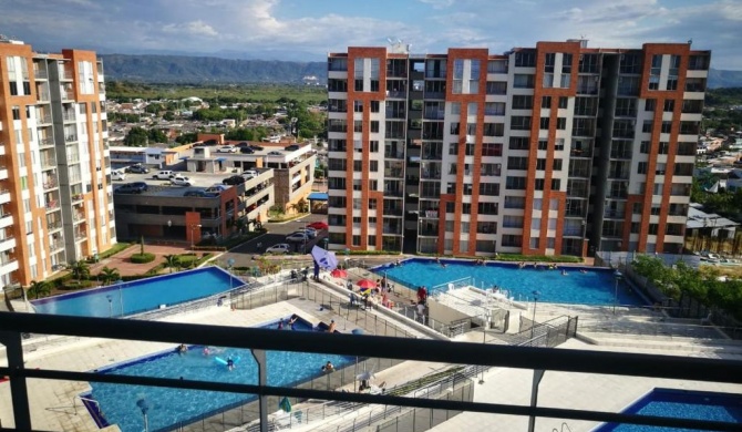 Apartamento Nuevo en Girardot con Jacuzzi en Reserva del Peñon