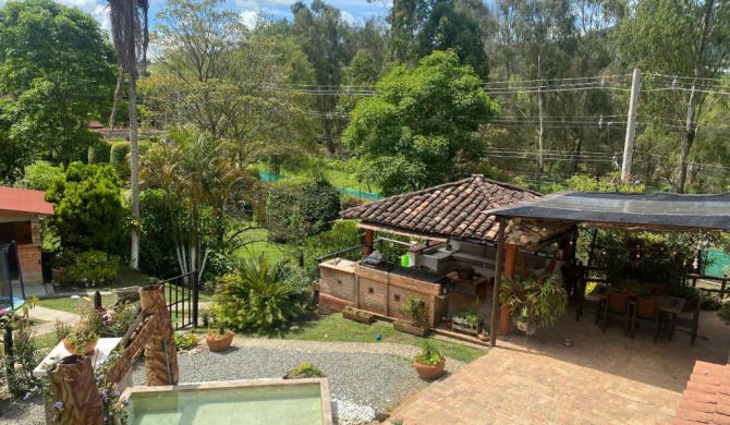 Encuentra paz en la naturaleza cerca a Medellín.