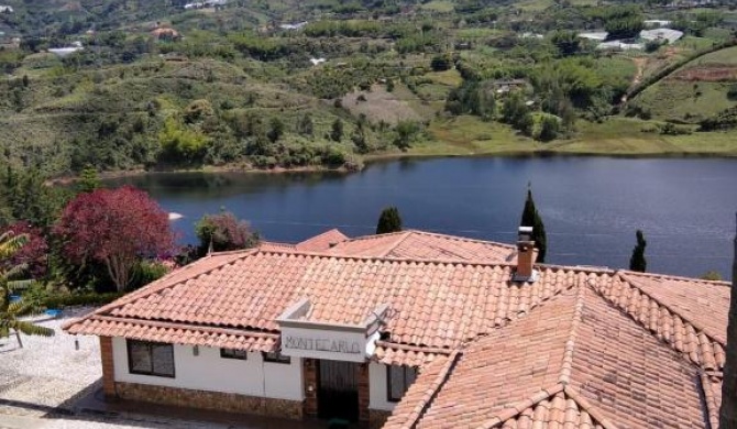 CASA DE CAMPO,EL PEÑOL,GUATAPE-desayuno solo pareja