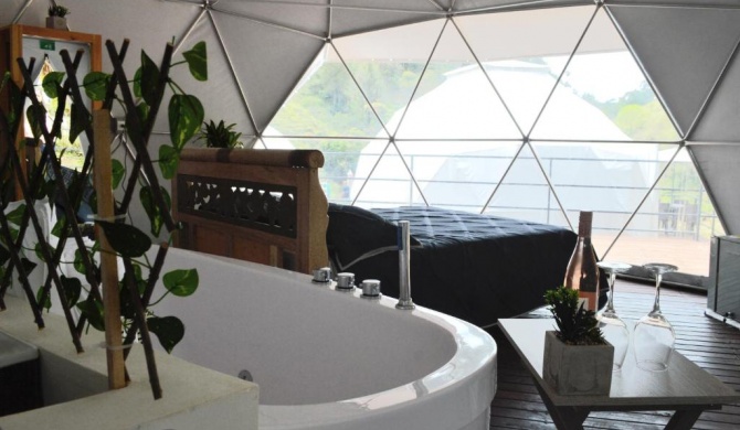 La Quinta Dimensión Glamping