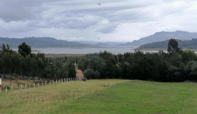 Cabañas el mirador del tomine