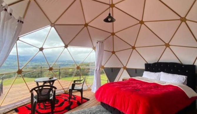 Glamping hermoso amanecer