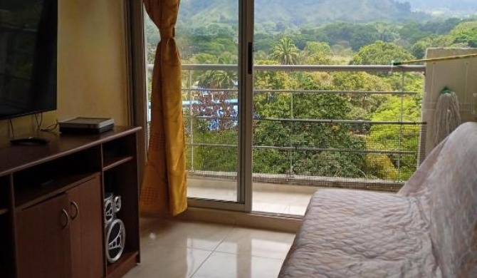 APARTAMENTO AMOBLADO con vista a las montañas