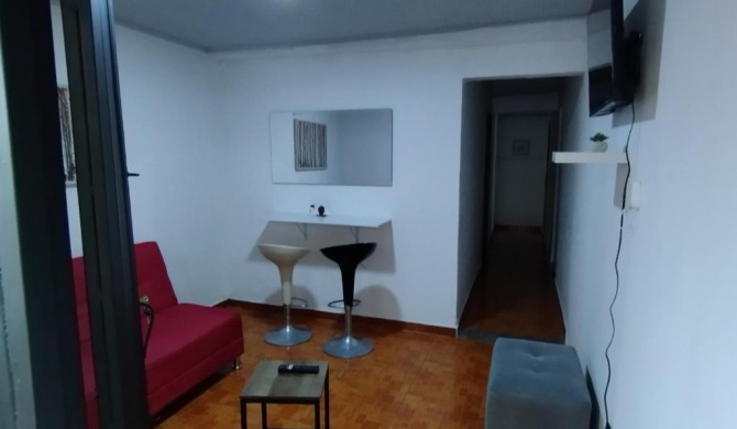 Apartamento cómodo y central