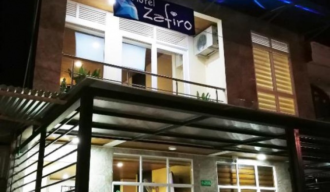 Hotel Zafiro